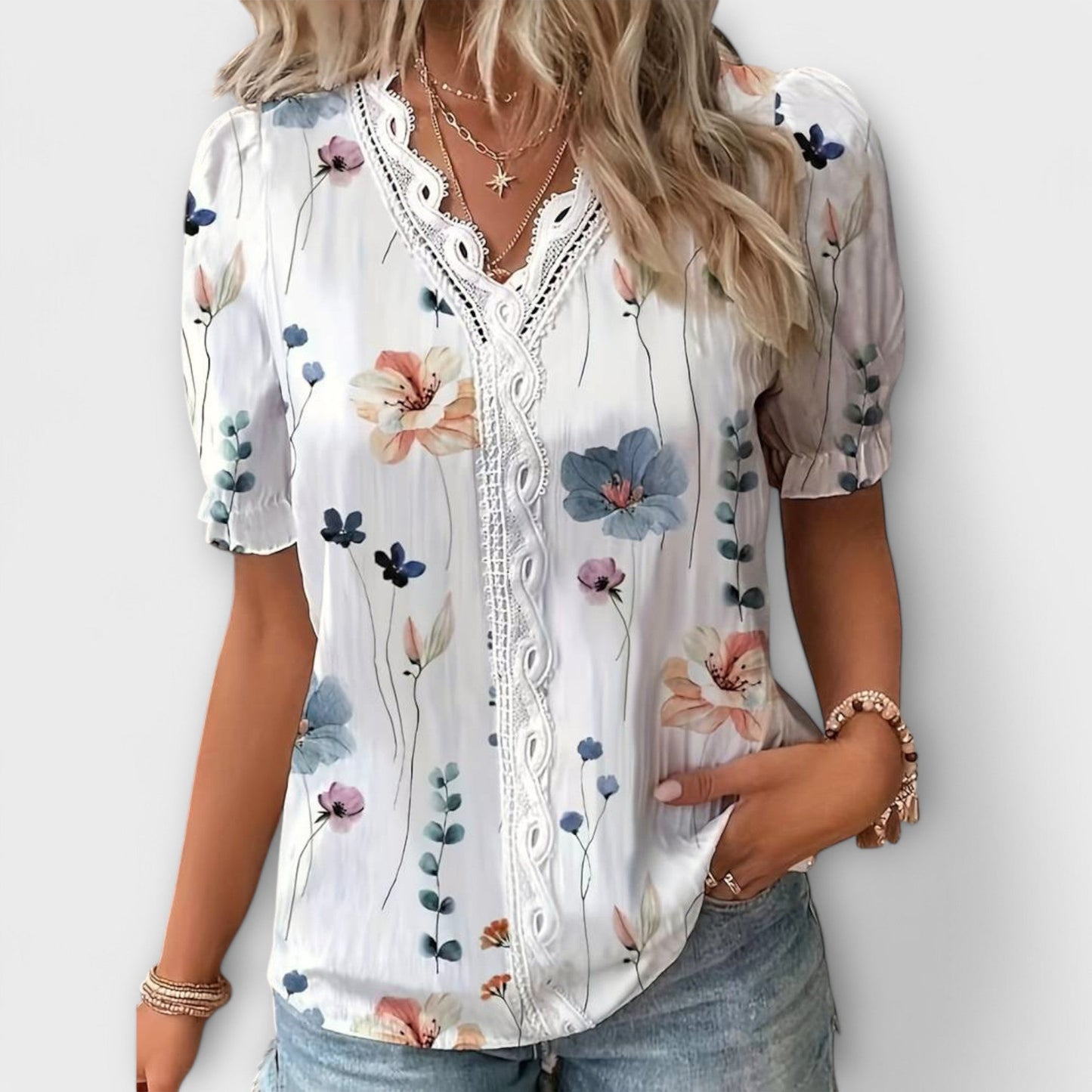 Emily - Blusa alla moda con scollo a punta