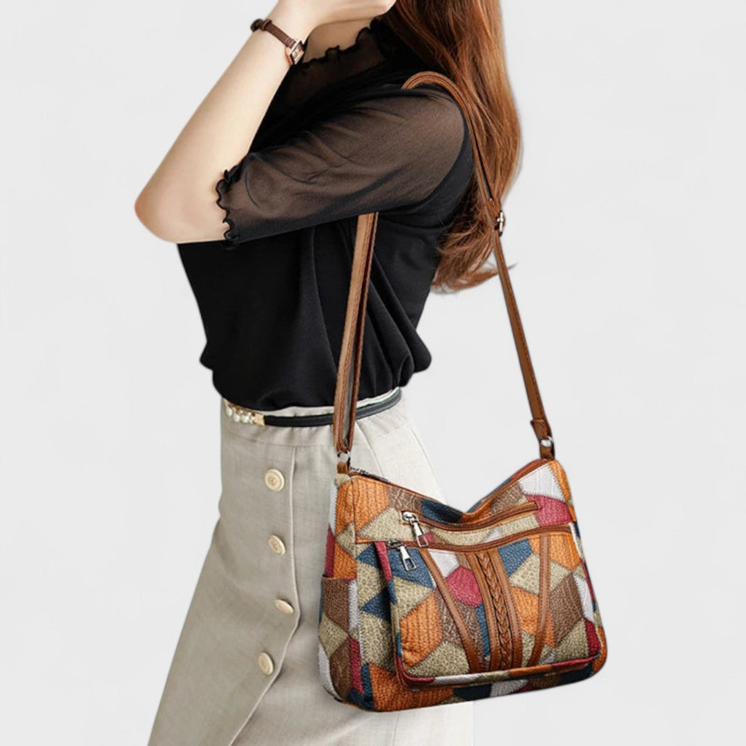 Soraya – Eleganza e praticità in un unico accessorio