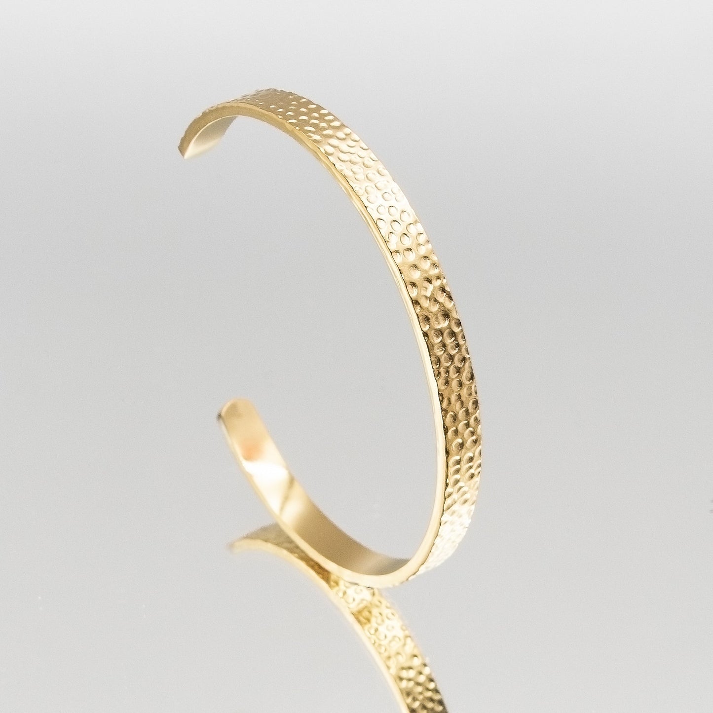 Amara Hammered Bangle
