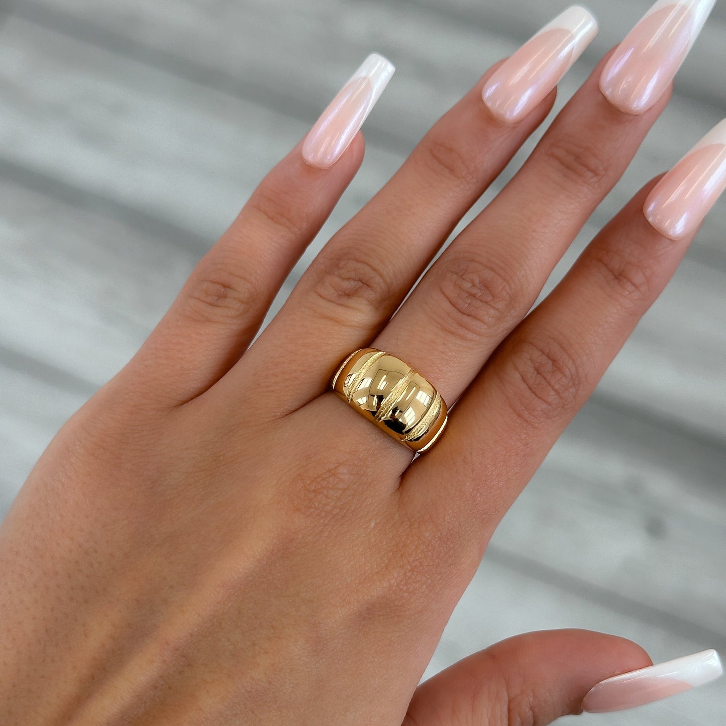 Alessia Chunky Ribbed Ring