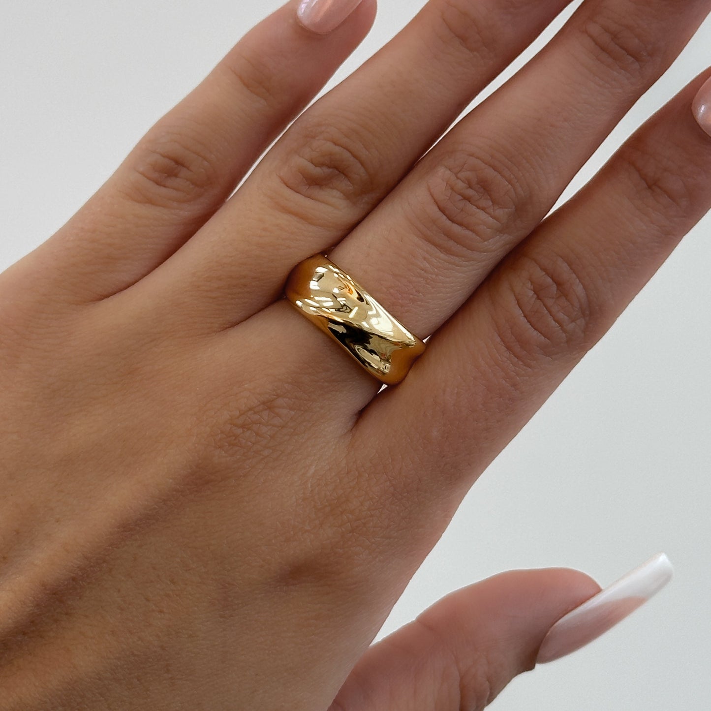 Amelie Band Ring