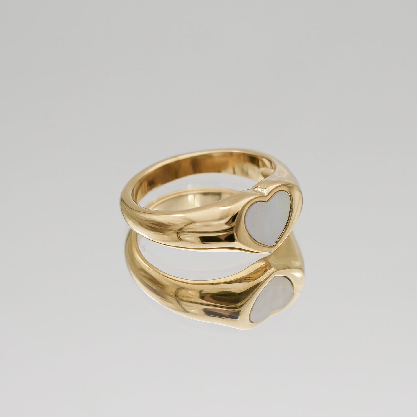 Carys Heart Ring