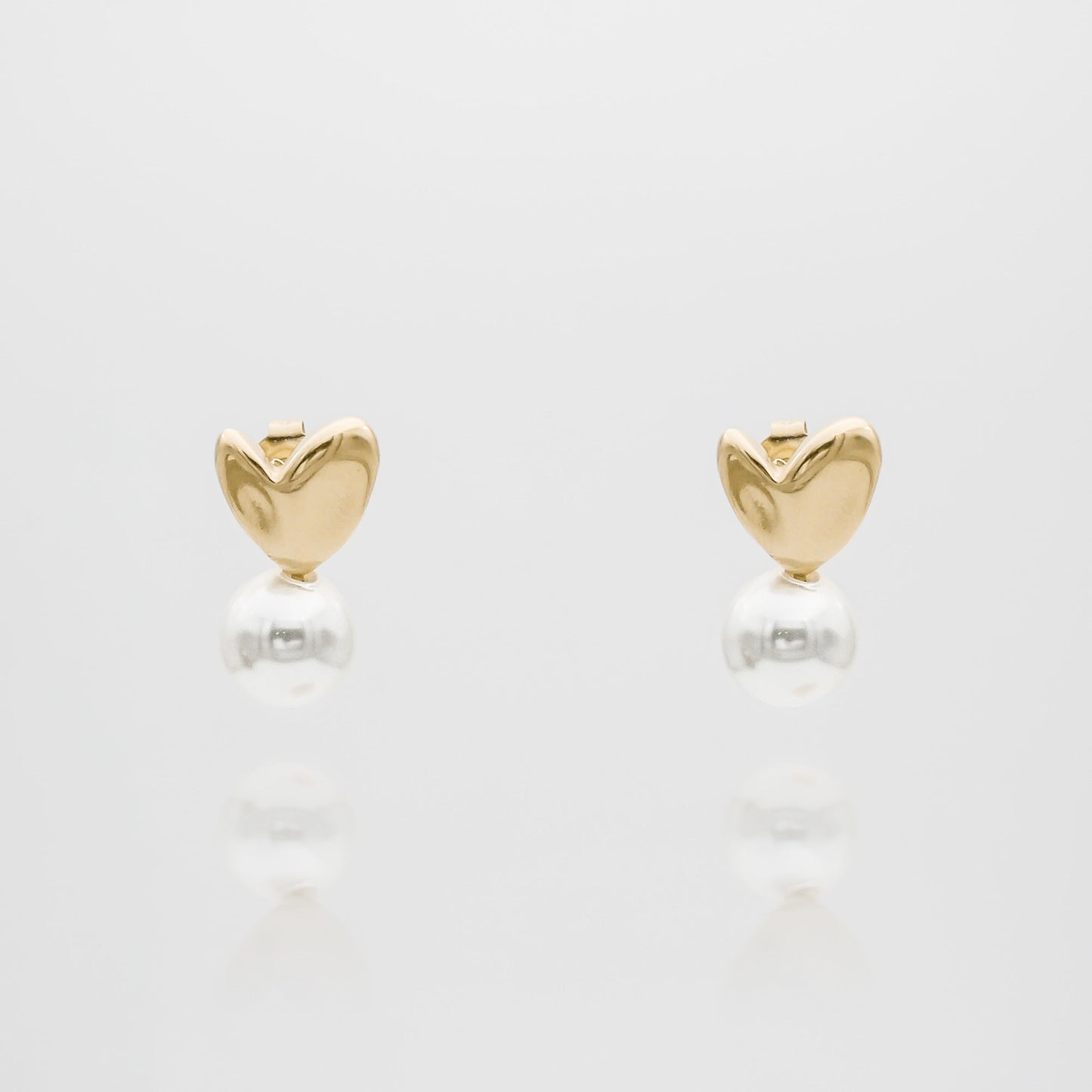 Demi Heart & Pearl Earrings