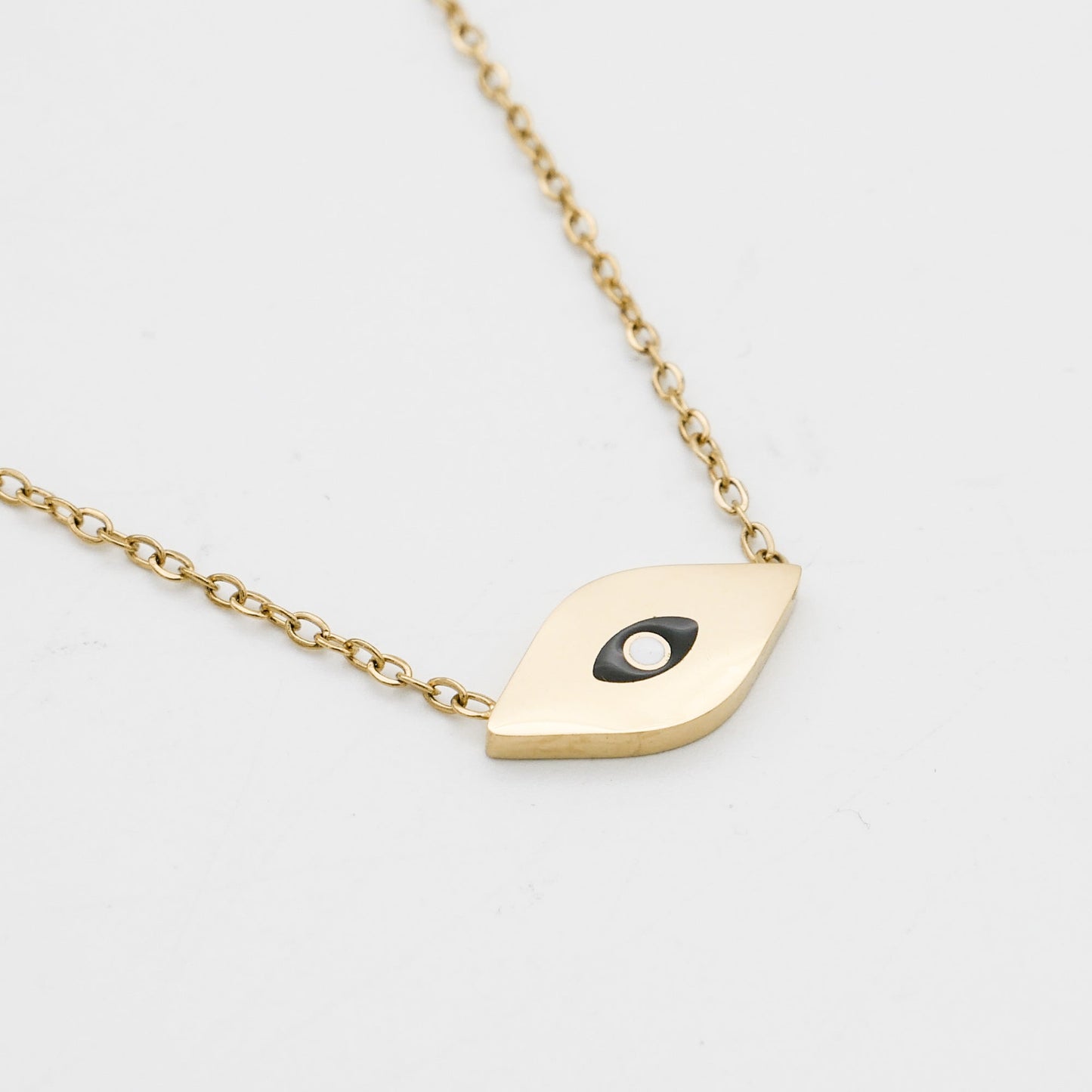 Elia Eye Necklace
