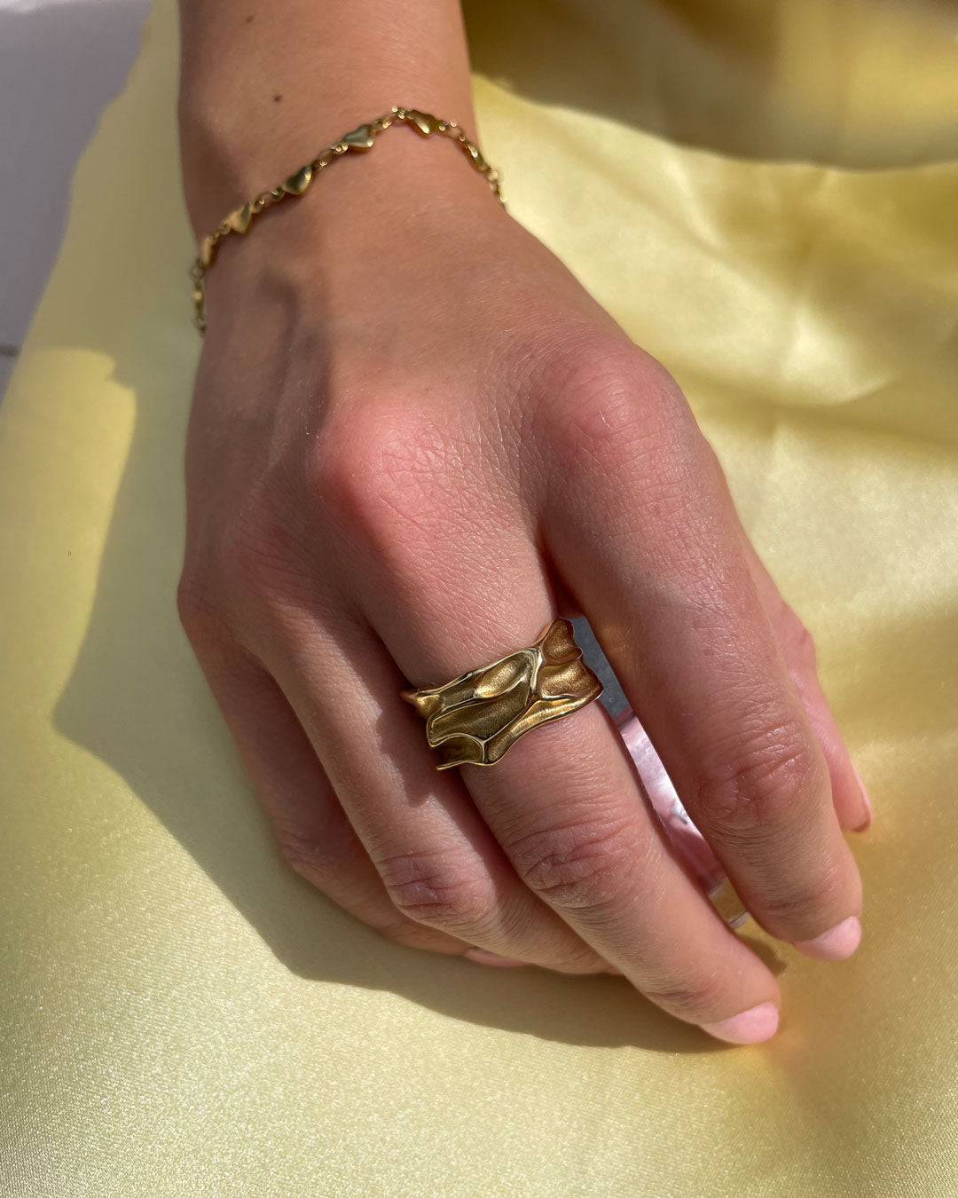Jaylinette | Anello Grande in Oro 18K
