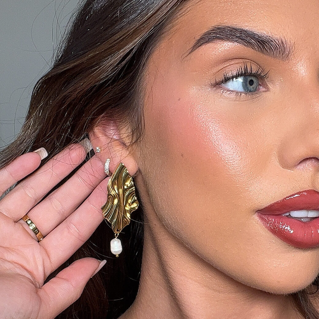 Inaya Textured Pearl Earrings