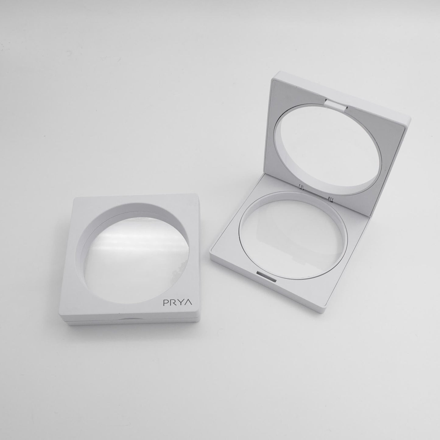 Free Deluxe Display Case | PRYA™