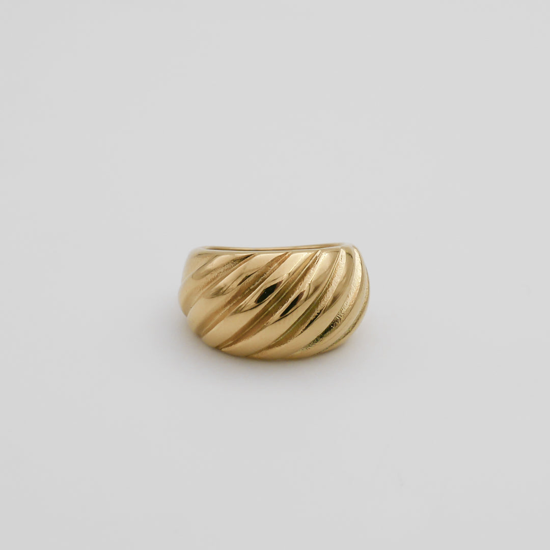 Venus Dome Ring | Gold