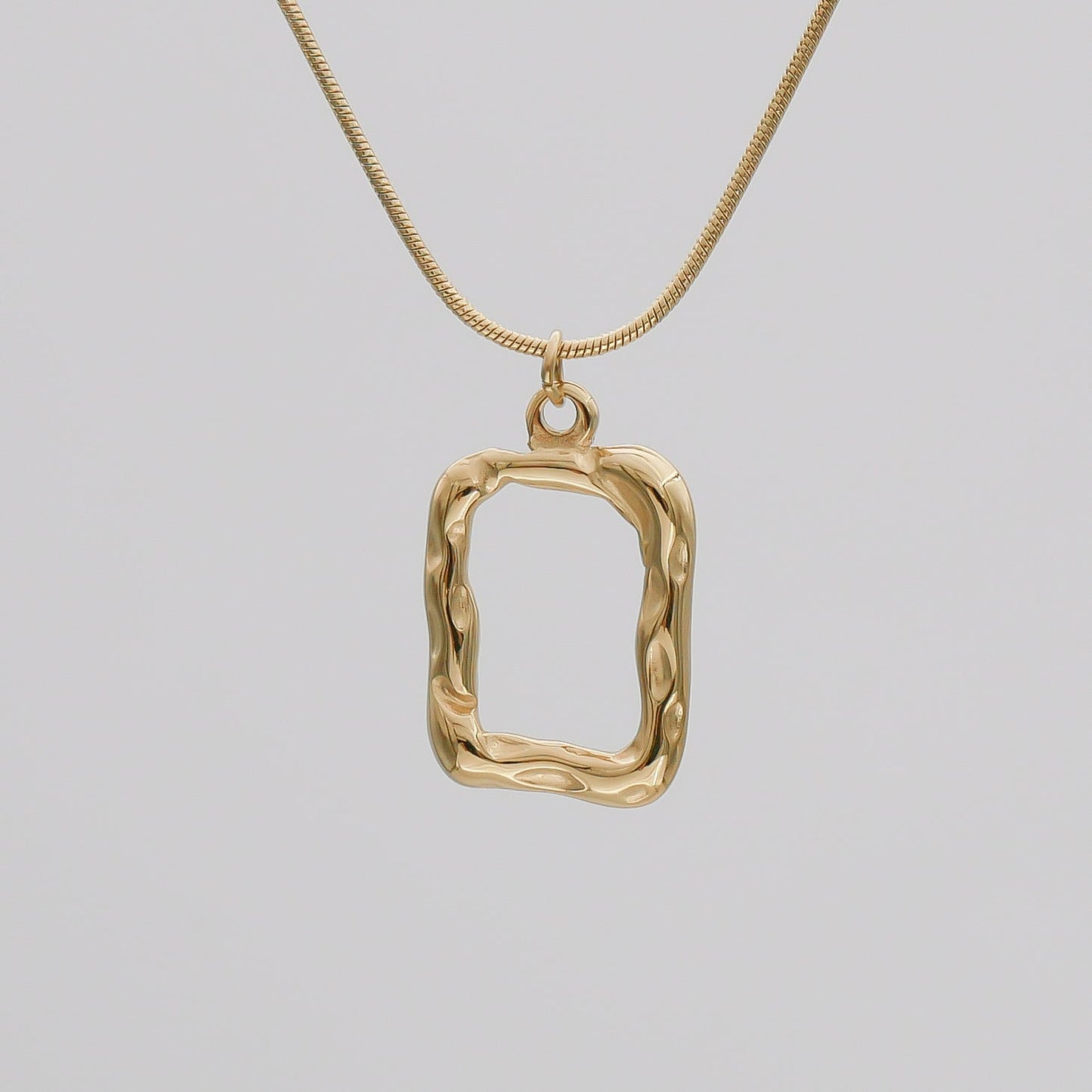Elise Pendant Necklace