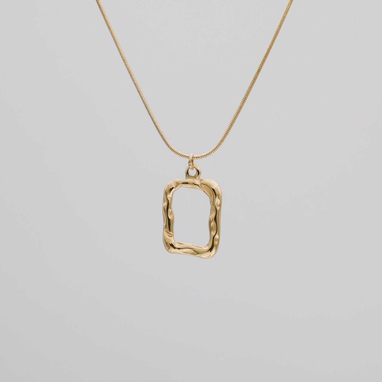 Elise Pendant Necklace