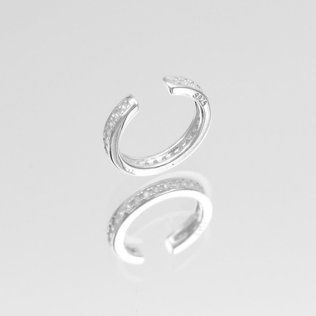 Classic ICY Ear Cuff