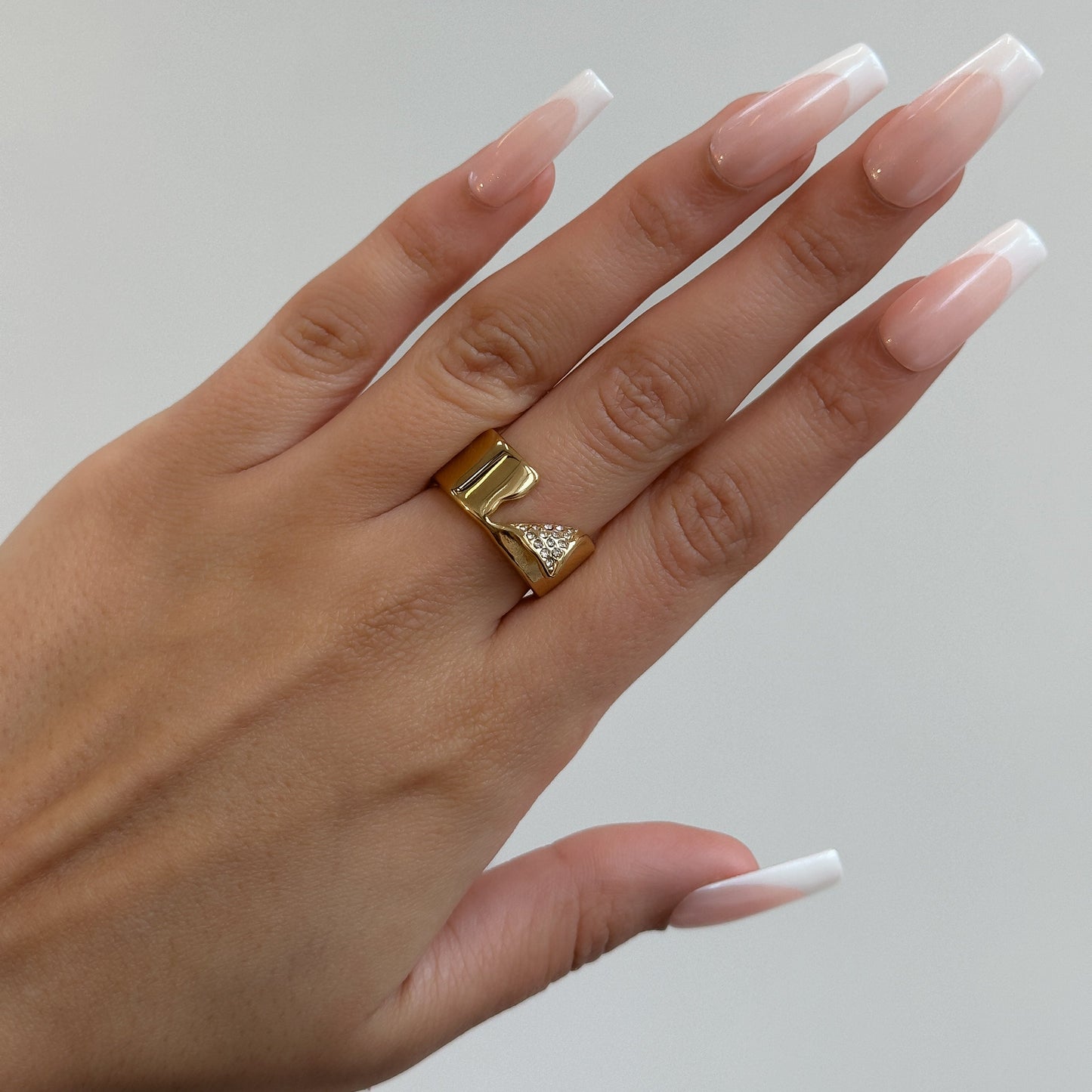 Zuri Cut Out Band Ring