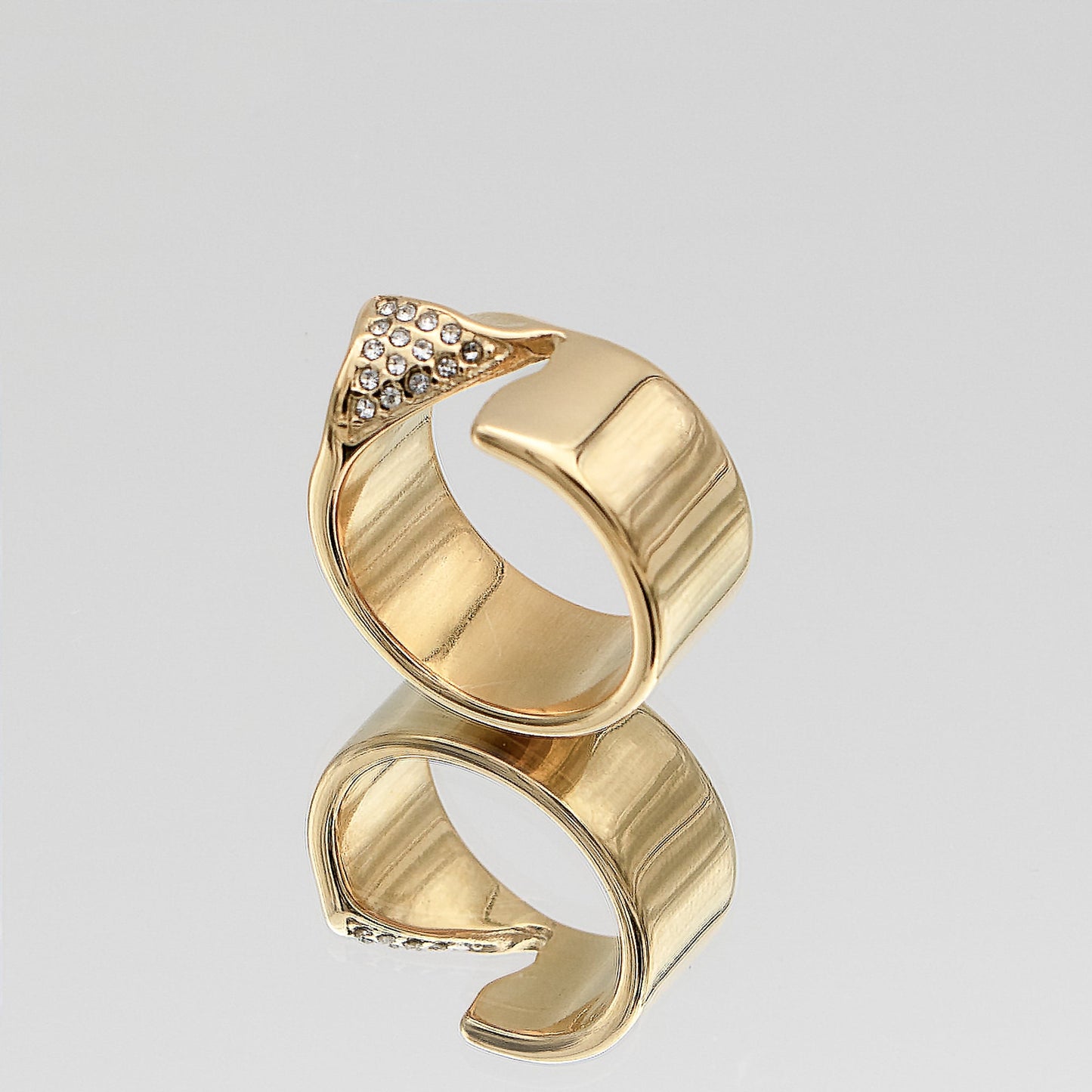 Zuri Cut Out Band Ring