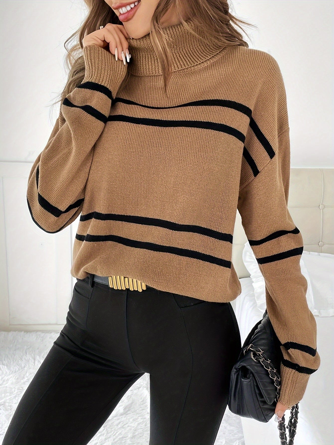 Thea – Maglione a Collo Alto a Righe