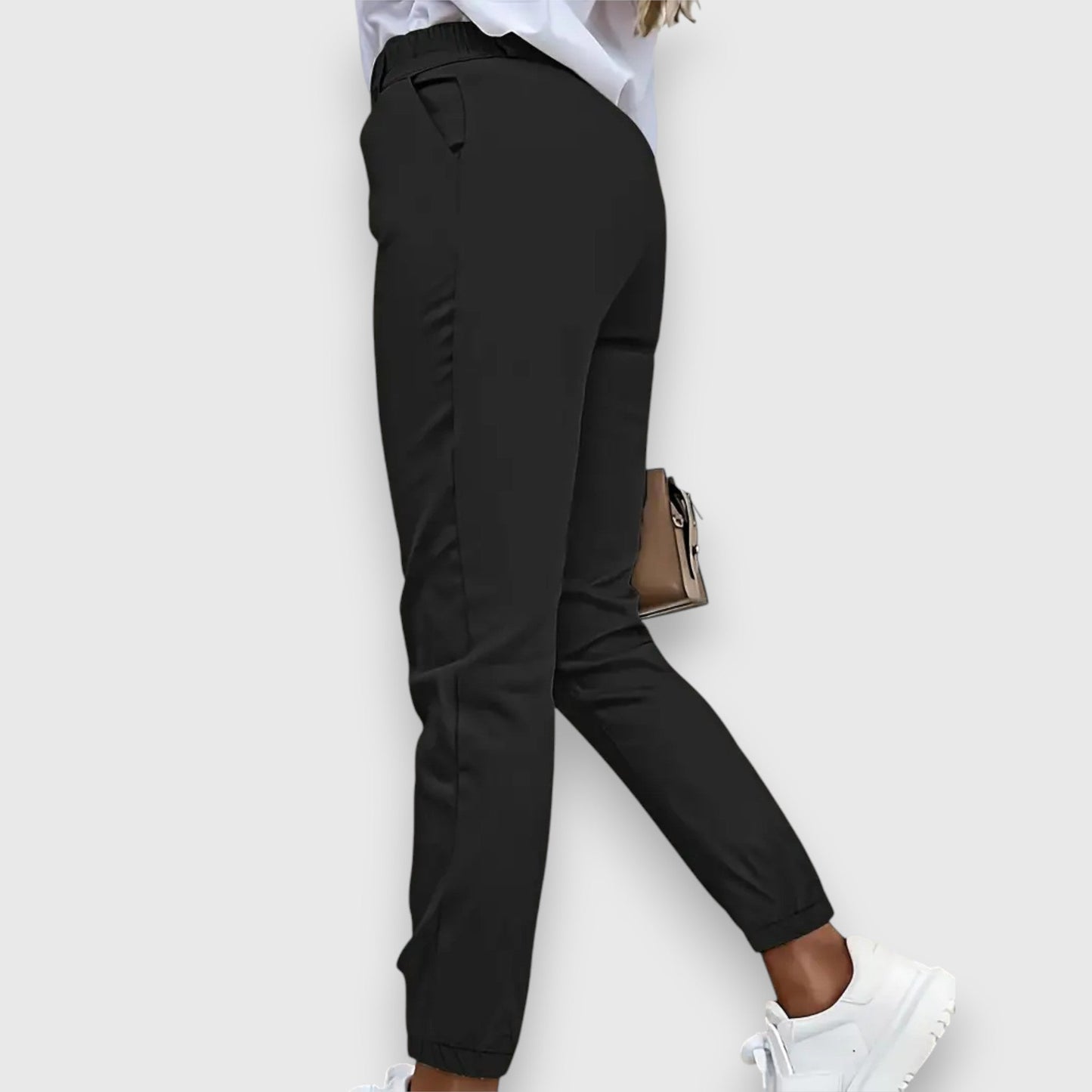 Lina – Pantaloni jogger slim fit in stile business