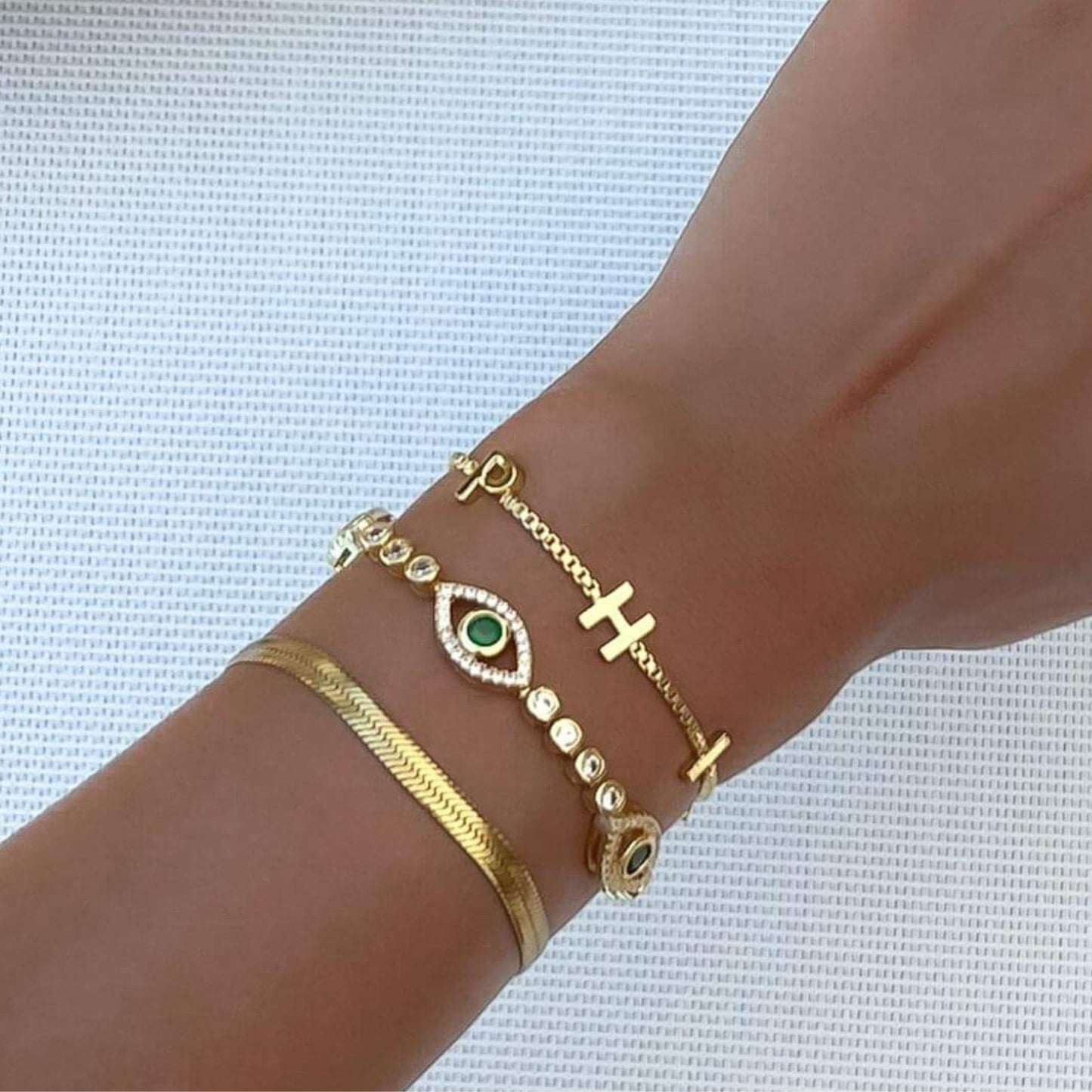 Lila Horus Eye Bracelet | Gold