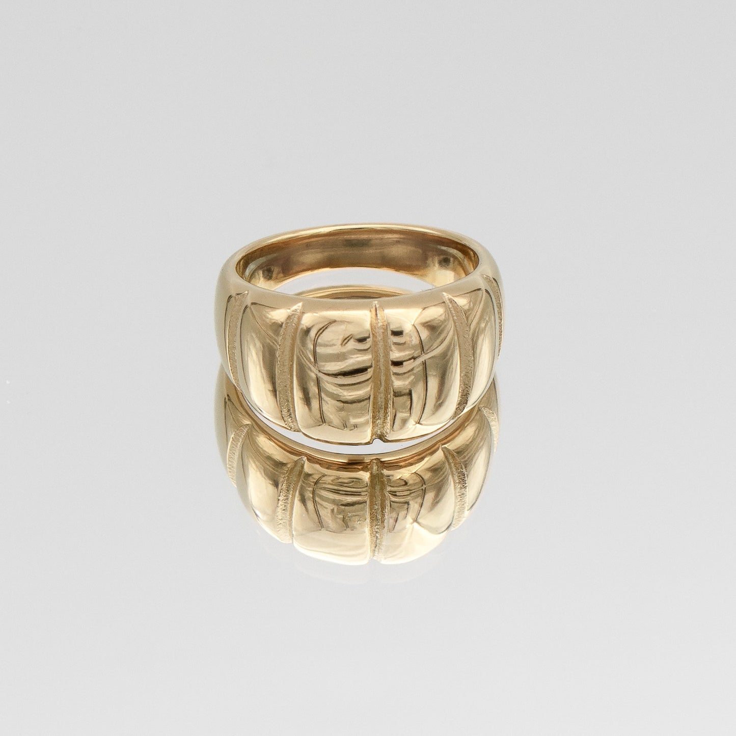 Alessia Chunky Ribbed Ring