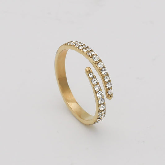 Anika Band Ring