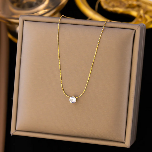 Ceraline – Collana scintillante con accento luccicante