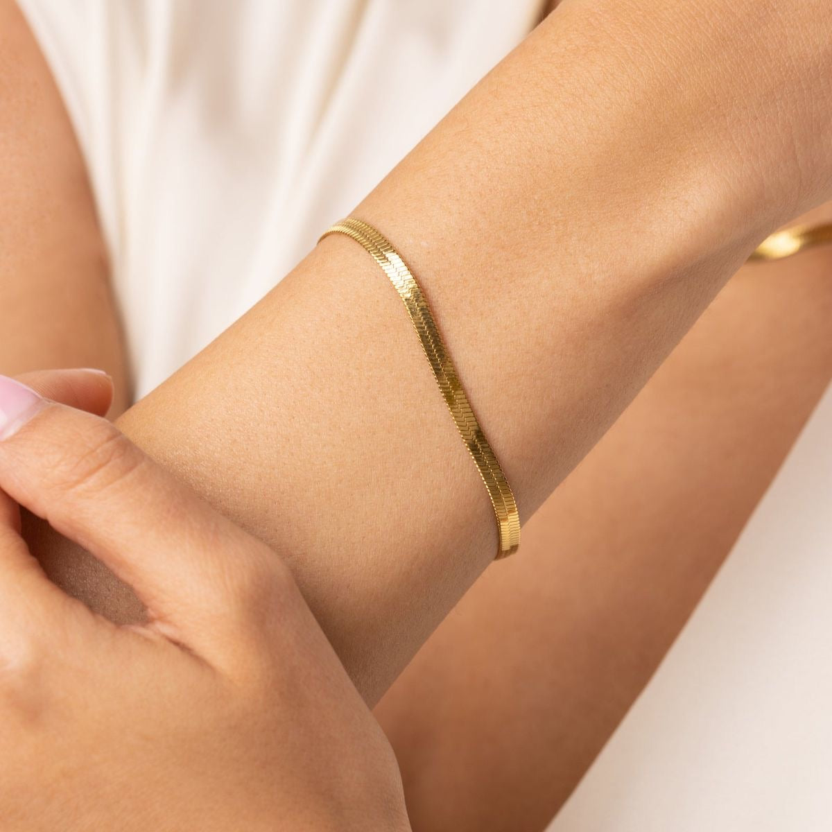 Aureum Set - Elegance in Stainless Gold