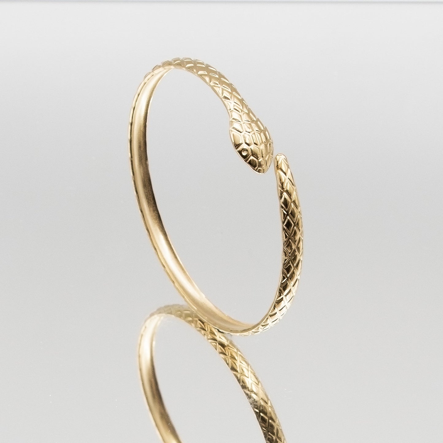 Kia Snake Bangle