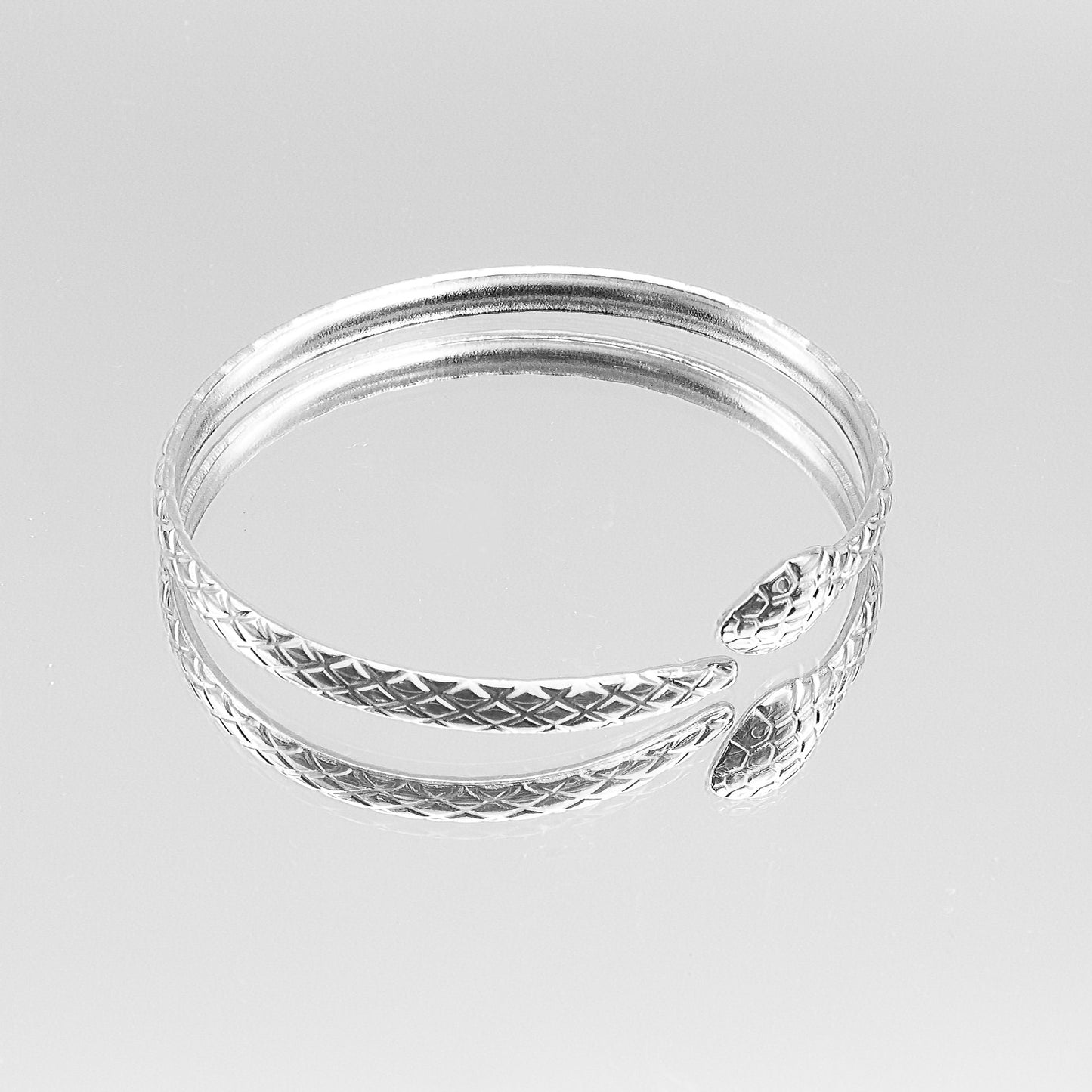 Kia Snake Bangle