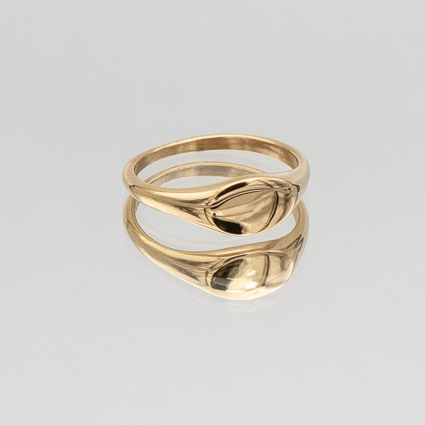 Kiara Signet Ring