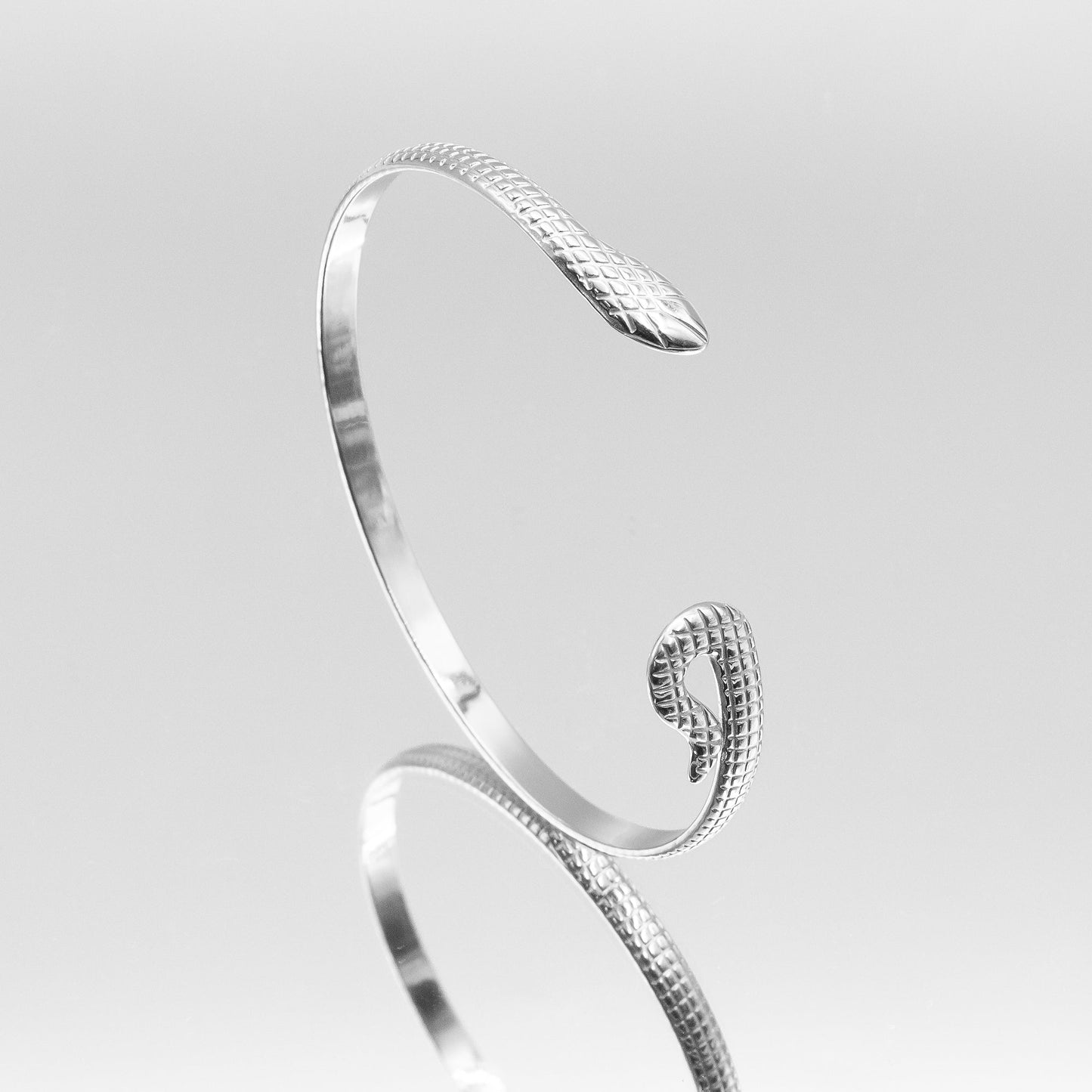 Lina Snake Bangle