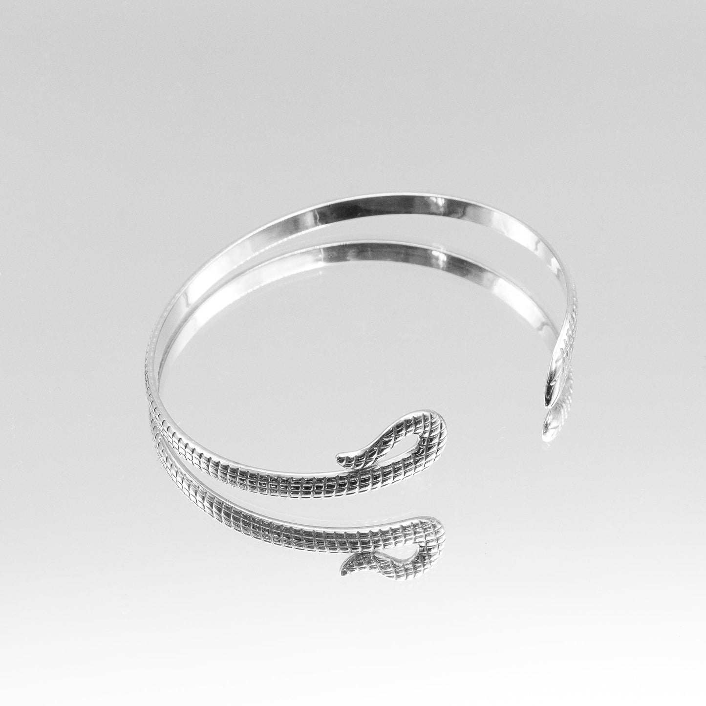 Lina Snake Bangle