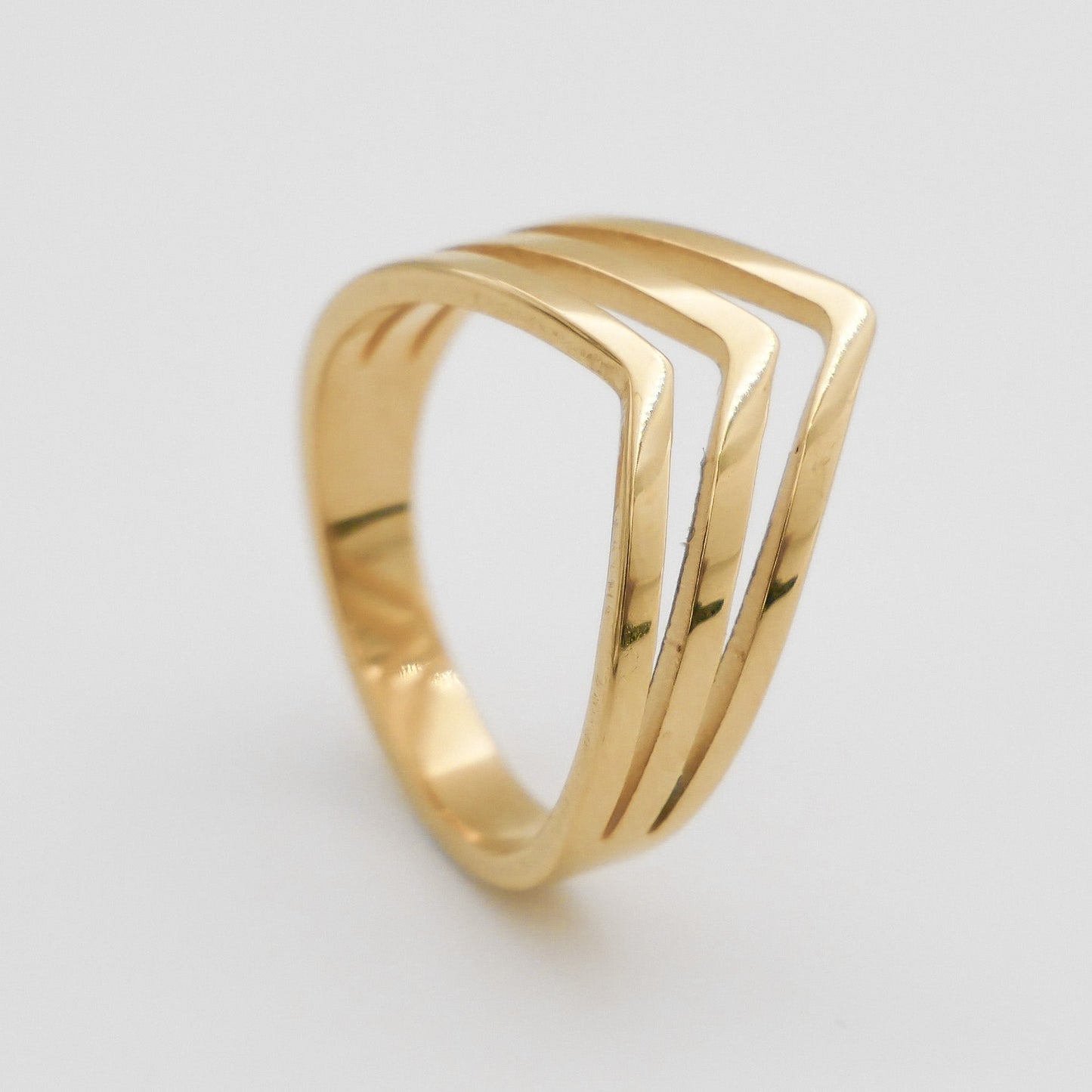 3 Strand Chevron Ring