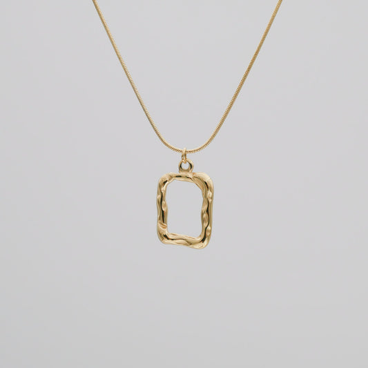 Elise Pendant Necklace