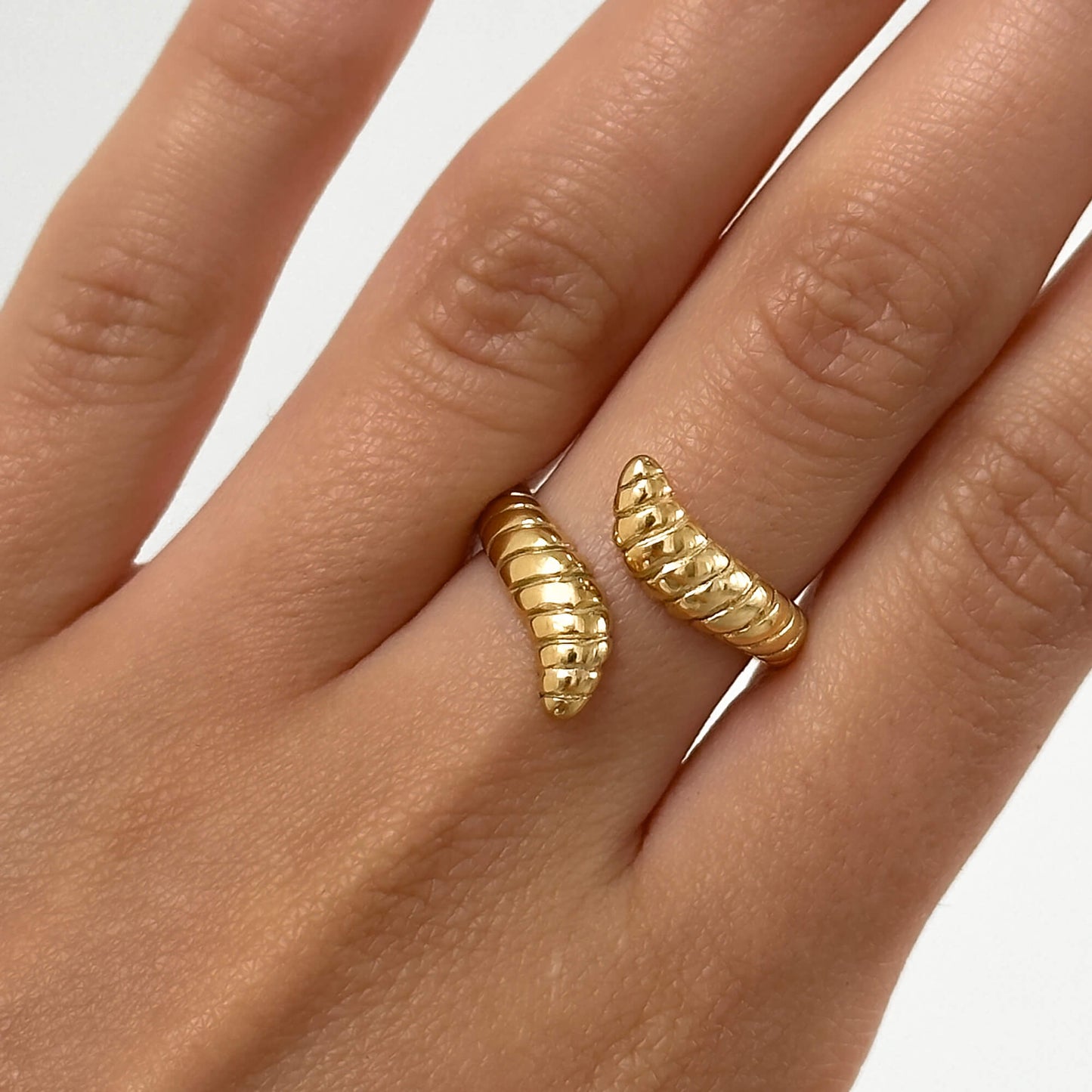 Meera Snake Ring