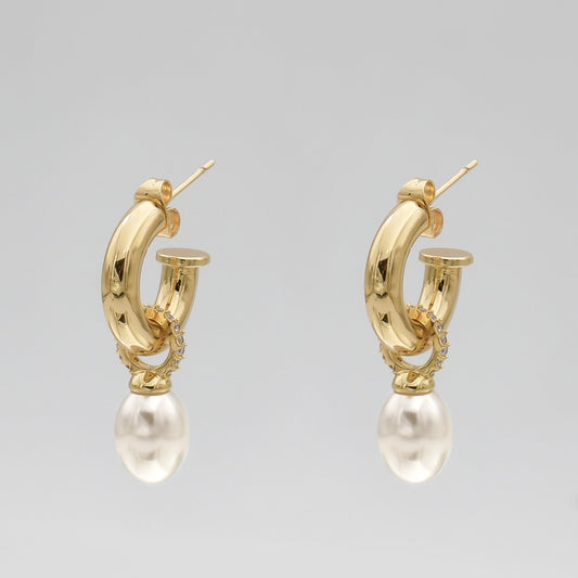 Nala Pearl Earrings