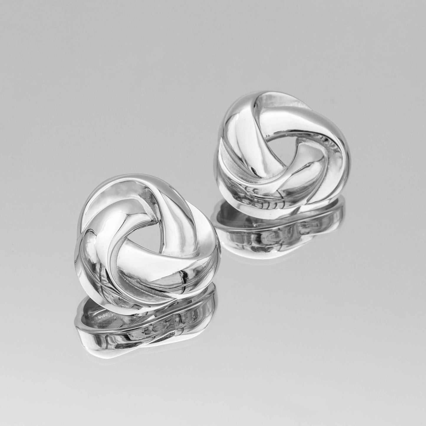 Rania Knot Earrings