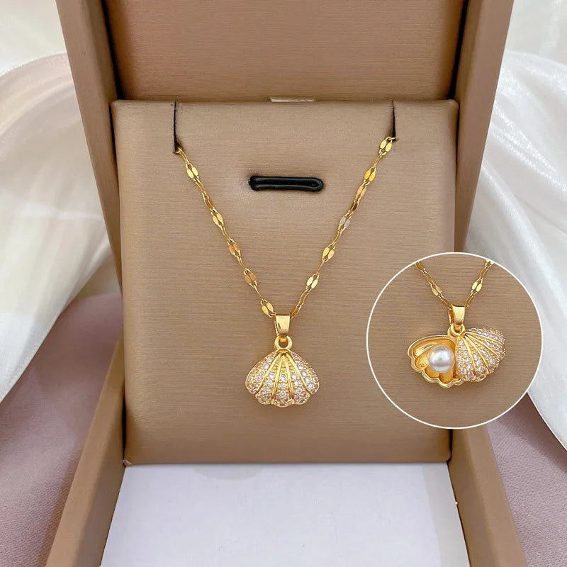Lumen Dorée - Geometric Necklace