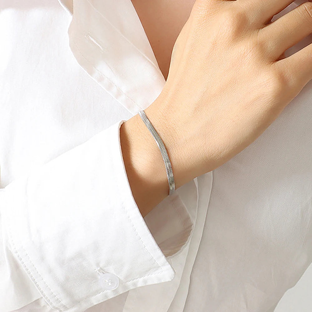 Aureum Set - Elegance in Stainless Gold