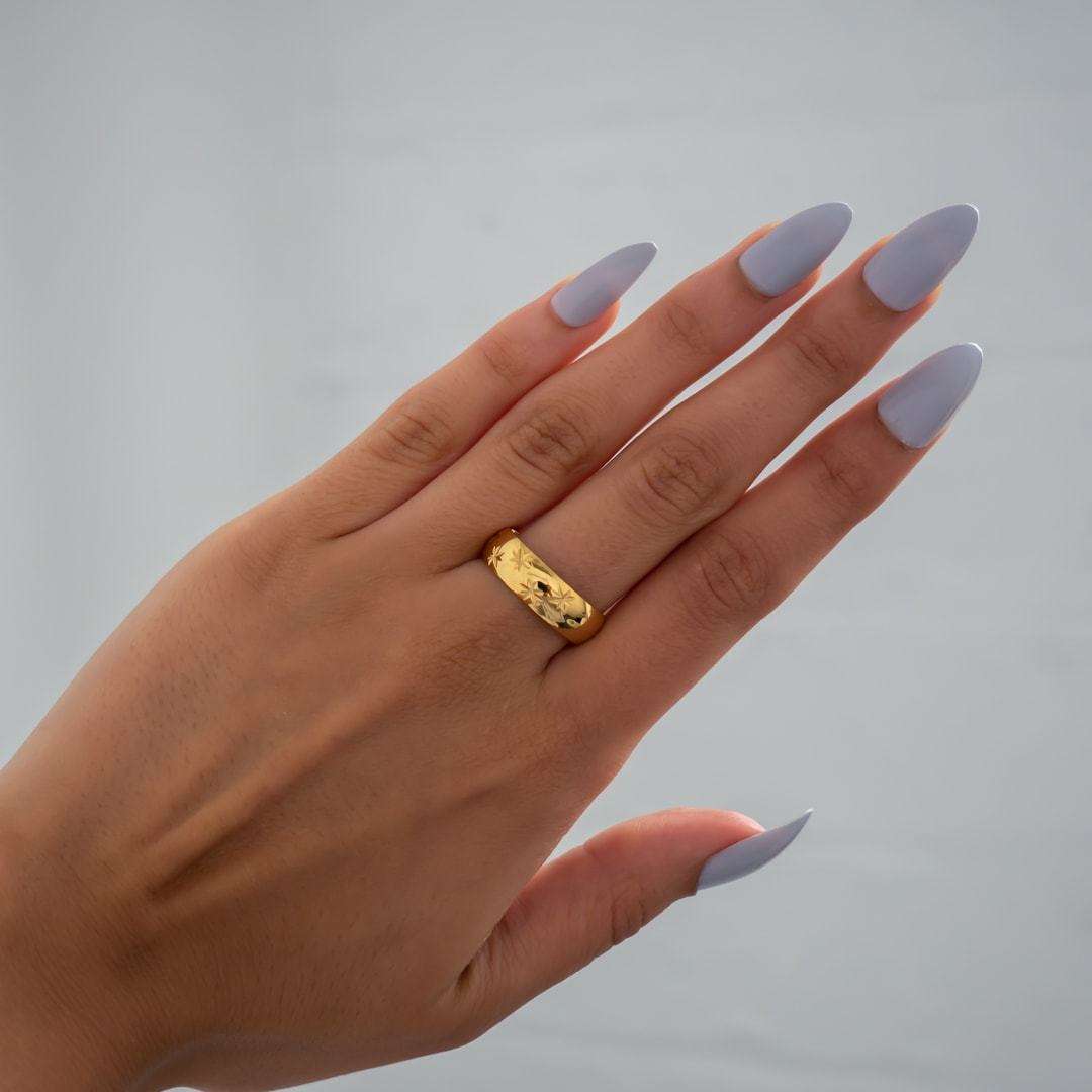 Selina Ring